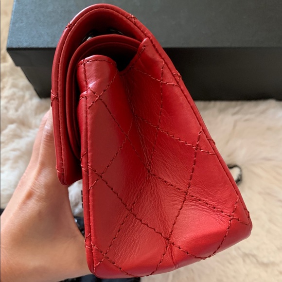Chanel 2.55 Reissue 224 Small Aged Calfskin Red - Picture 3 of 8